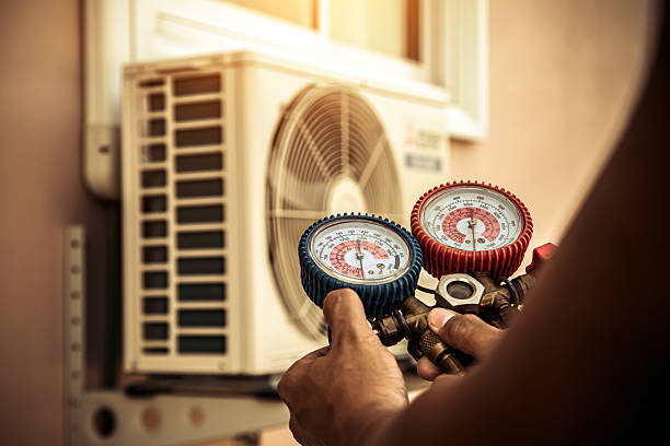 Professional Hvac technician working in La Verne, CA